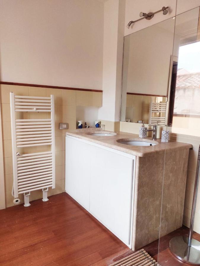 דירות קליארי Casa Ginevra מראה חיצוני תמונה